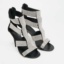 مملوكة مسبقًا Giuseppe Zanotti  Size 37 Black Suede  Crystal Embellished Ankle Strap Sandals 