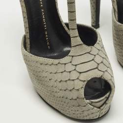 Pre Owned صندل جوسيبي زانوتي سير كاحل مقدمة مفتوحة سويدي رمادي مقاس 37