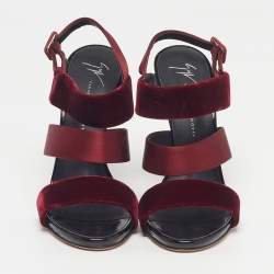 مملوكة مسبقًا صندل جوسيبي زانوتي حزام مخطط ساتان ومخمل خمري مقاس 38.5