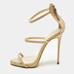 Pre Owned صندل جوسيبي زانوتي "هارموني" جلد لامع بيج مقاس 42