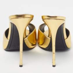 Pre Owned صندل سلايد جلد ذهبي جوزيبي زانوتي مقاس 39