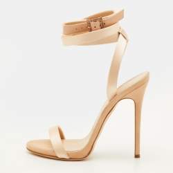 مملوكة مسبقًا Giuseppe Zanotti Size 37 Beige Satin Jennifer Lopez Ankle Wrap Sandals