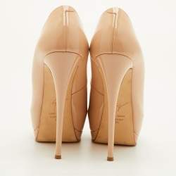 مملوكة مسبقًا حذاء كعب عالي جوزيبي زانوتي شارون بمقدمة مفتوحة ونعال سميكة جلد براءات اختراع لون وردي بيج مقاس 36