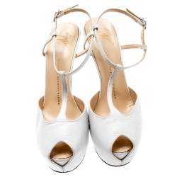 مملوكة مسبقًا صندل جوسيبي زانوتي مقدمة مفتوحة نعل سميك سير T جلد نقش سحلية أبيض مقاس 39.5