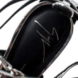 Pre Owned صندل جوسيبي زانوتي سيور جلد فضي ميتالك مقاس 38