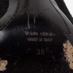 Pre Owned حذاء كعب عالي جوسيبي زانوتي مقدمة مدببة سويدي أسود مقاس 38