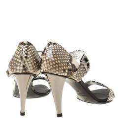 مملوكة مسبقًا صندل جوسيبي زانوتي مقدمة مفتوحة سير بإبزيم جلد ثعبان بيج و أسود مقاس 38