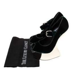 مملوكة مسبقًا  حذاء كعب عالي جوسيبي زانوتي روكي بإبزيم قطيفة أخضر داكن مقاس 38