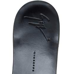 Pre Owned Giuseppe Zanotti Black Crystal Embellished Suede Thong Flat Sandals Size 39