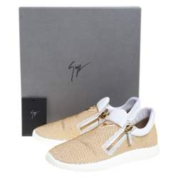 Pre Owned Giuseppe Zanotti White/Gold Studded Leather May London Slip On Sneakers Size 40.5