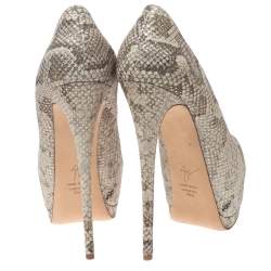 Pre Owned Giuseppe Zanotti Mint Green/Black Python Effect Leather Peep Toe Platform Pumps Size 39.5