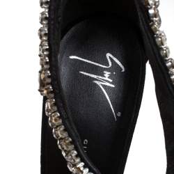 مملوكة مسبقًا Giuseppe Zanotti Black Suede Crystal Embellished Strappy Sandals Size 41