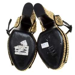 مملوكة مسبقًا Giuseppe Zanotti Black/Gold Crystal Embellished Suede Betty Platform Sandals Size 39