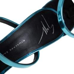 Pre Owned صندل جوسيبي زانوتي "كولين" جلد لامع أزرق ميتاليك مقاس 37