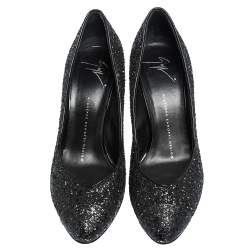 Pre Owned حذاء كعب عالي جوسيبي زانوتي "أوليندا ڨي ثروات" غليتر أسود مقاس 38.5