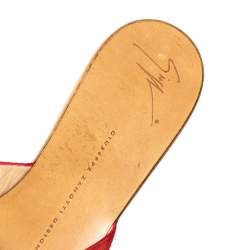 Pre Owned Giuseppe Zanotti Red Suede Crystal Embellished Thong Flats Size 38