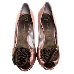 Giuseppe Zanotti Nude Pink/Green Satin Floral Applique Pointed Toe pumps Size 41