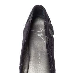 Pre Owned Giuseppe Zanotti Black/Silver Embossed Velvet And Fabric Metal Cap Toe Ballet Flat Size 39