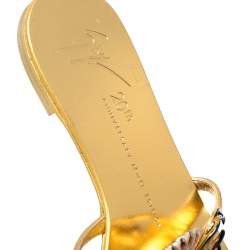 Pre Owned Giuseppe Zanotti Gold Fish Embellished Toe Ring Flats Size 37