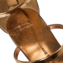 Giuseppe Zanotti Rose Gold Patent Leather Rylee Gladiator Flat Sandals Size 38.5