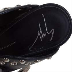 Pre Owned صندل سلايد جوسيبي زانوتي كولين ويسترن جلد أسود بإبزيم مرصع مقاس 37