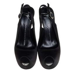 مملوكة مسبقًا صندل جوسيبي زانوتي نعل سميك مقدمة مفتوحة فتحة كعب ساتان أسود مقاس 36