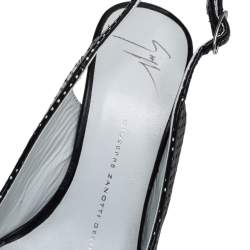 مملوكة مسبقًا صندل جوسيبي زانوتي مقدمة مفتوحة فتحة كعب جلد أبيض و أسود مقاس 36 