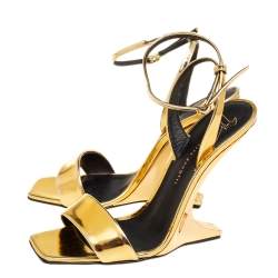 مملوكة مسبقًا Giuseppe Zanotti Gold Leather  Picard Ankle Strap Sandals Size 38