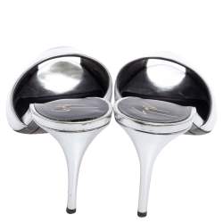 Pre Owned Giuseppe Zanotti Silver Leather Peep Toe Slide Sandals Size 40