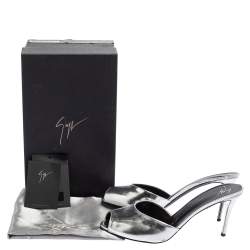 Pre Owned Giuseppe Zanotti Silver Leather Peep Toe Slide Sandals Size 40