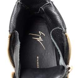 Pre Owned Giuseppe Zanotti Black Leather Chain Embellished Low Top Sneakers Size 38