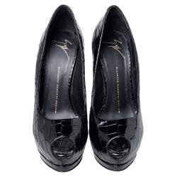 Pre Owned حذاء كعب عالي جوسيبي زانوتي نعل سميك مقدمة مفتوحة شارون جلد نقش تمساح لامع أسود مقاس 38