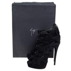 Pre Owned Giuseppe Zanotti Black Suede Buckle Detail Platform Cage Sandals Size 40