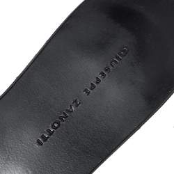 Pre Owned Giuseppe Zanotti Black Suede Crystal Embellished Thong Flats Size 38