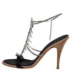 Pre Owned Giuseppe Zanotti Black Satin Crystal Encrusted Fish Bone Embellished Sandals Size 39