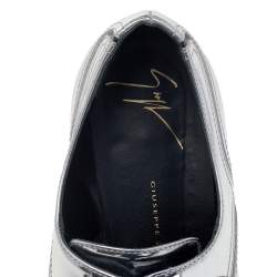 Pre Owned Giuseppe Zanotti Metallic Silver Patent Leather Lace Up Oxfords Size 37