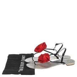 Giuseppe Zanotti Silver Patent Leather Flower Embellished  Flat Thong Sandals Size 37.5