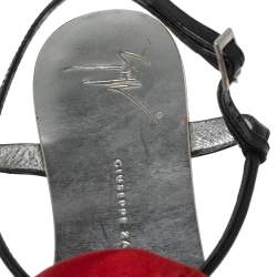 Giuseppe Zanotti Silver Patent Leather Flower Embellished  Flat Thong Sandals Size 37.5