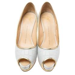 Pre Owned Giuseppe Zanotti White Croc Embossed Leather Peep-Toe Platform Pumps Size 39