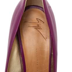 مملوكة مسبقًا حذاء كعب عالي جوسيبي زانوتي جلد بنفسجي بمقدمة مفتوحة مقاس 38