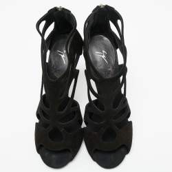 Pre Owned صندل جوسيبي زانوتي سويدي أسود مفرغ مقاس 38