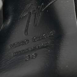 Pre Owned صندل جوسيبي زانوتي سويدي أسود مفرغ مقاس 38