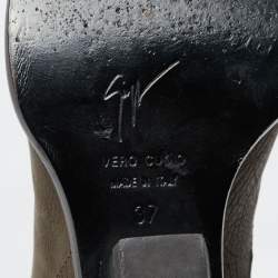 Pre Owned Giuseppe Zanotti Olive Green Nubuck Leather  Star Embellished Pointed Toe Boots Size 37