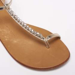 Pre Owned Giuseppe Zanotti Silver Leather T Strap Crystal Embellished Flat Sandals Size 38