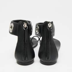 Pre Owned صندل فلات جوسيبي زانوتي جلد أسود حلقات أساور للكاحل مقاس 38