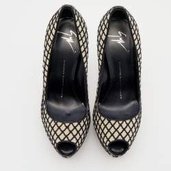 مملوكة مسبقًا حذاء كعب عالي جوسيبي زانوتي شارون سويدي أسود/بيج نعل سميك مقدمة مفتوحة مقاس 37.5