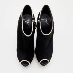 مملوكة مسبقًا Giuseppe Zanott Black Suede And Leather Peep Toe Platform Ankle Booties Size 40