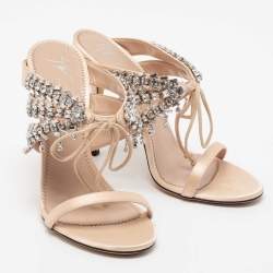 Pre Owned صندل سلايد جوسيبي زانوتي ساتان بيج مزخرف كريستال مقاس 38