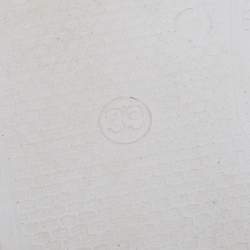 مملوكة مسبقًا صندل سلايد جوسيبي زانوتي هولوغرافيك بريت أبيض مقاس 39