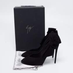 Pre Owned حذاء كعب عالي جوسيبي زانوتي سويدي أسود بفيونكة مزينة مقاس 38.5